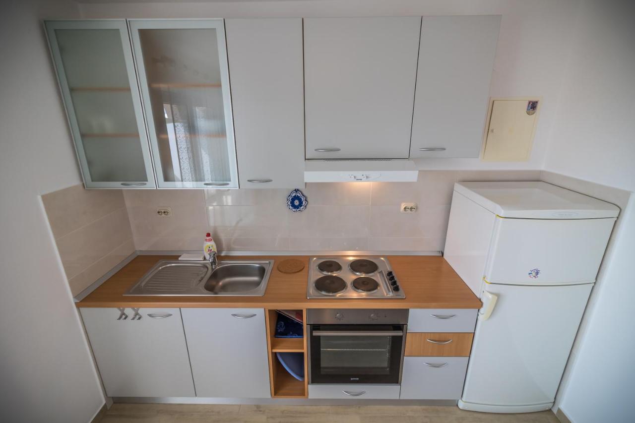 Katarina Apartments Rab Town Bagian luar foto
