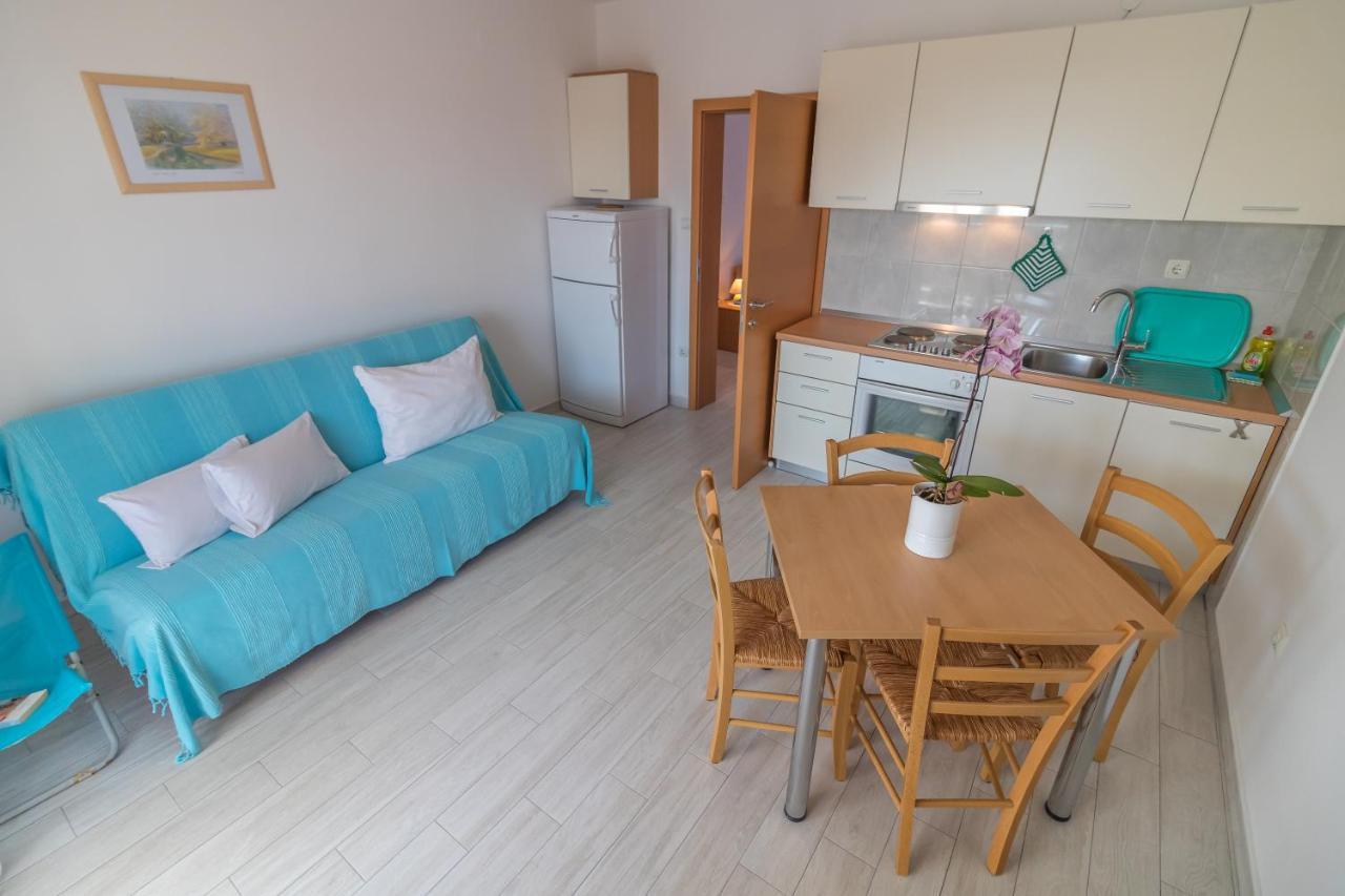 Katarina Apartments Rab Town Bagian luar foto