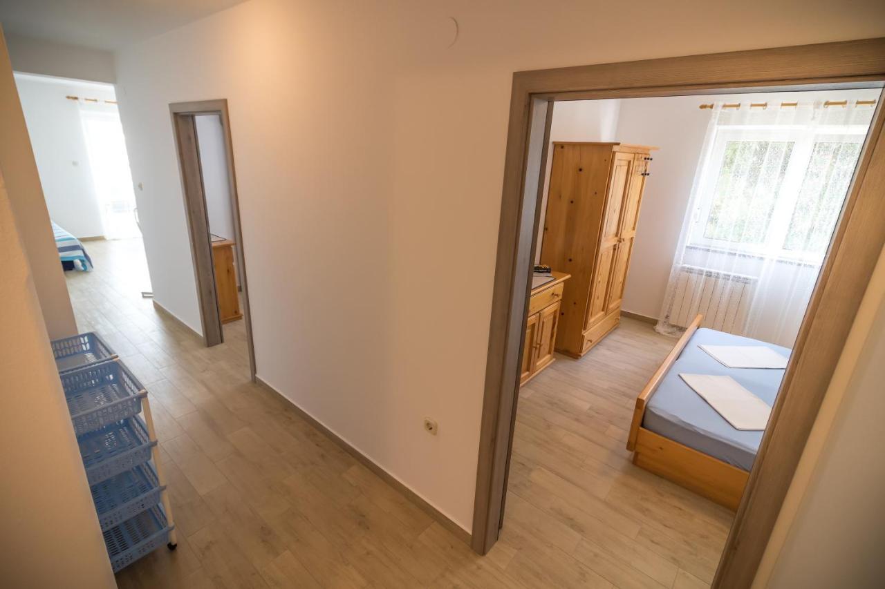 Katarina Apartments Rab Town Bagian luar foto